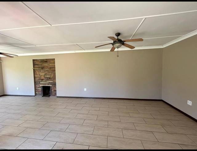 3 BEDROOM HOUSE FOR SALE IN SONNEVELD